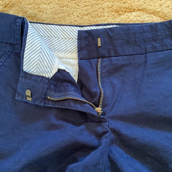 J. crew women’s size 6 shorts color navy blue - Picture 2 of 4